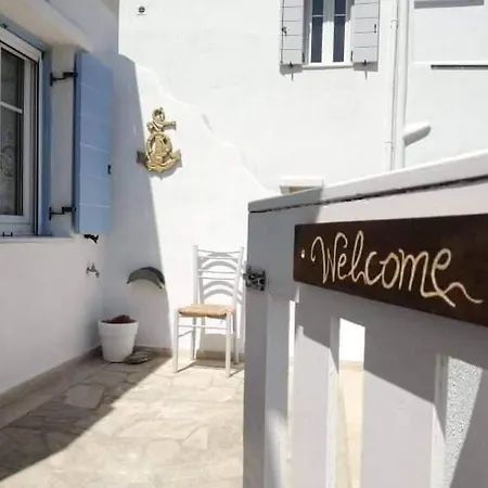 Theony Studio Agios Sostis (Tinos)